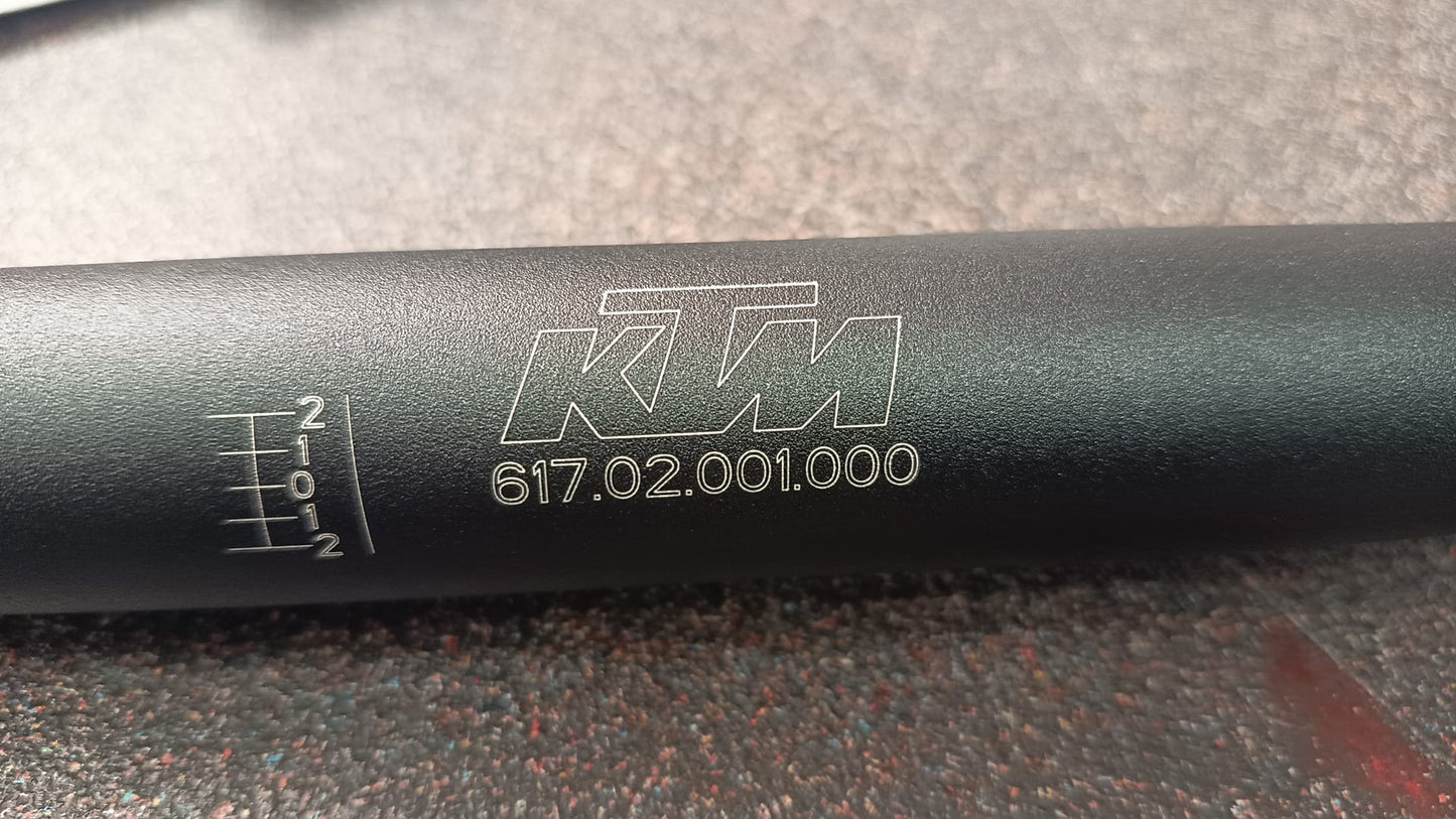 61702001000C1-MANUBRIO DK=28.5MM*BLACK*KTM 1290 Super Duke R'20
